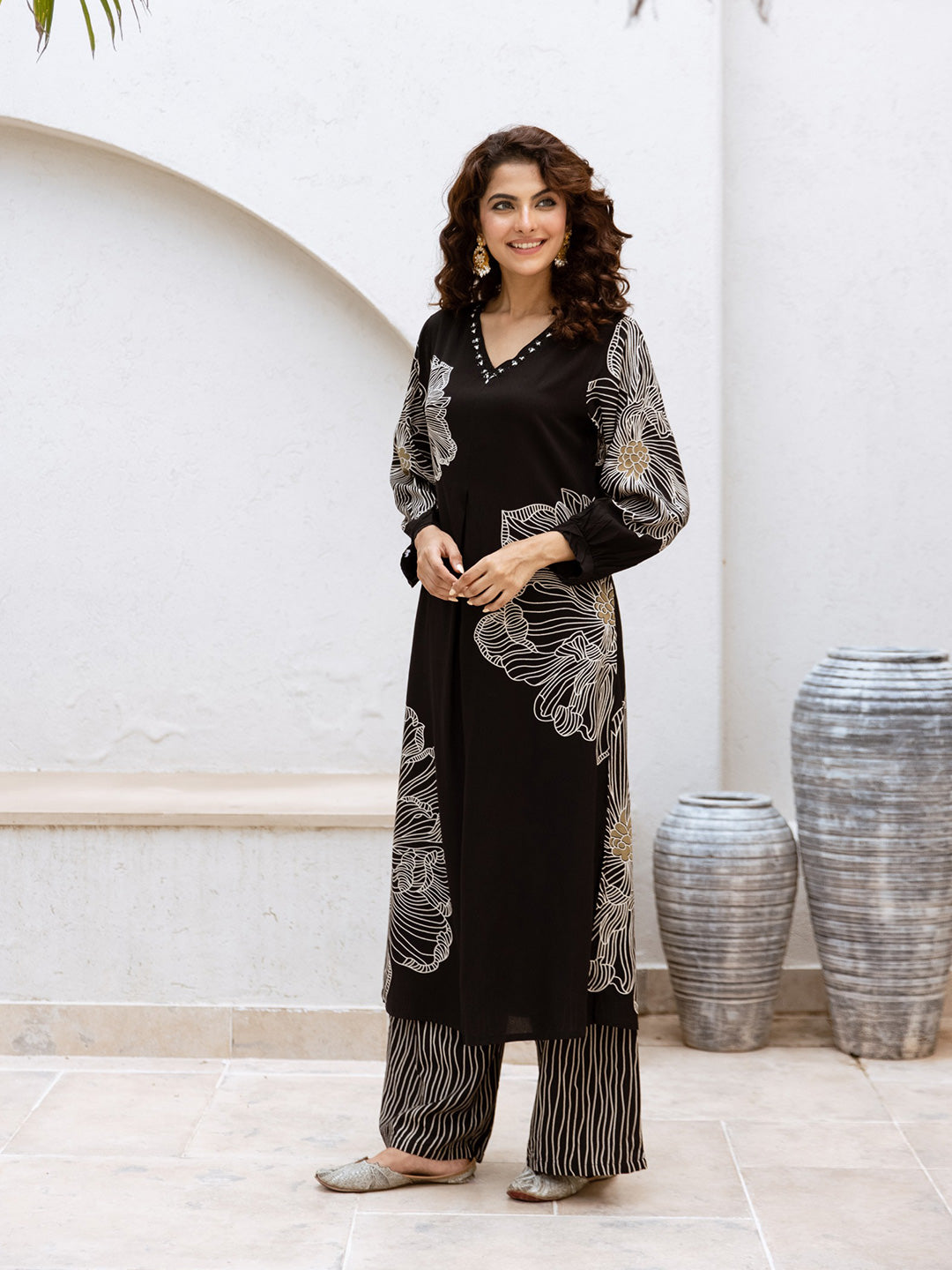 Floral Printed V-Neck A-Line Cotton Rayon Kurta Set- Black