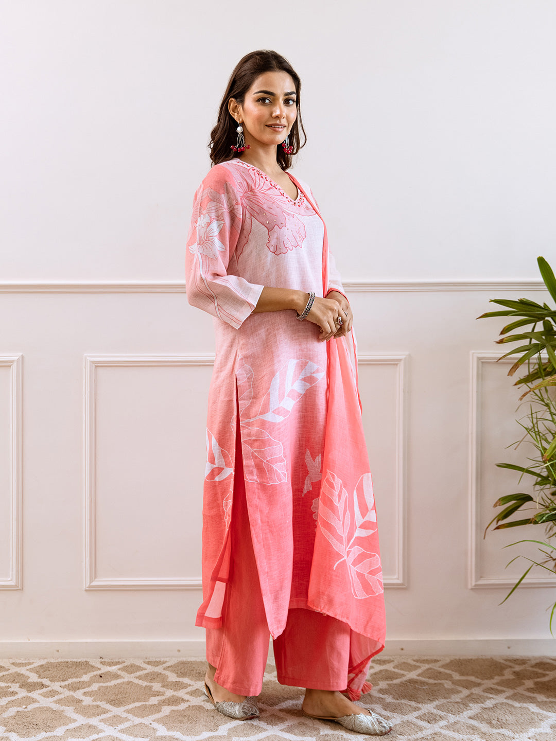 Floral Printed V-Neck Linen Straight Kurta Set with Dupatta- Light Pink