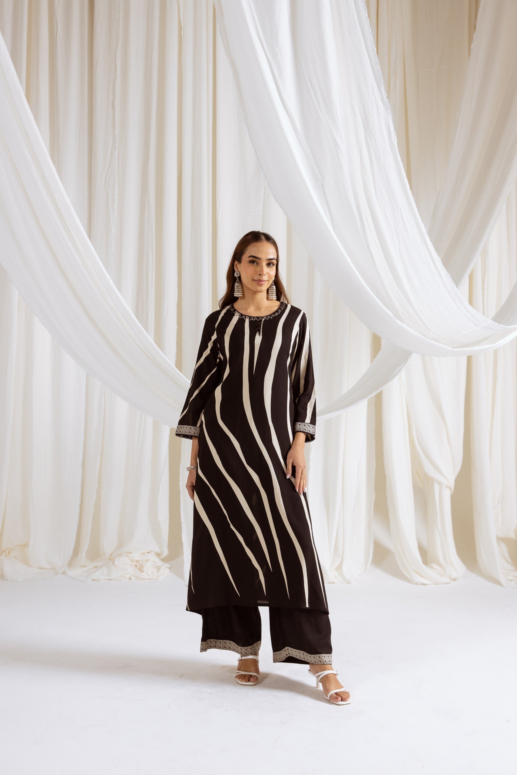 Striped Abstract Print Cotton Rayon Kurta Set- Black