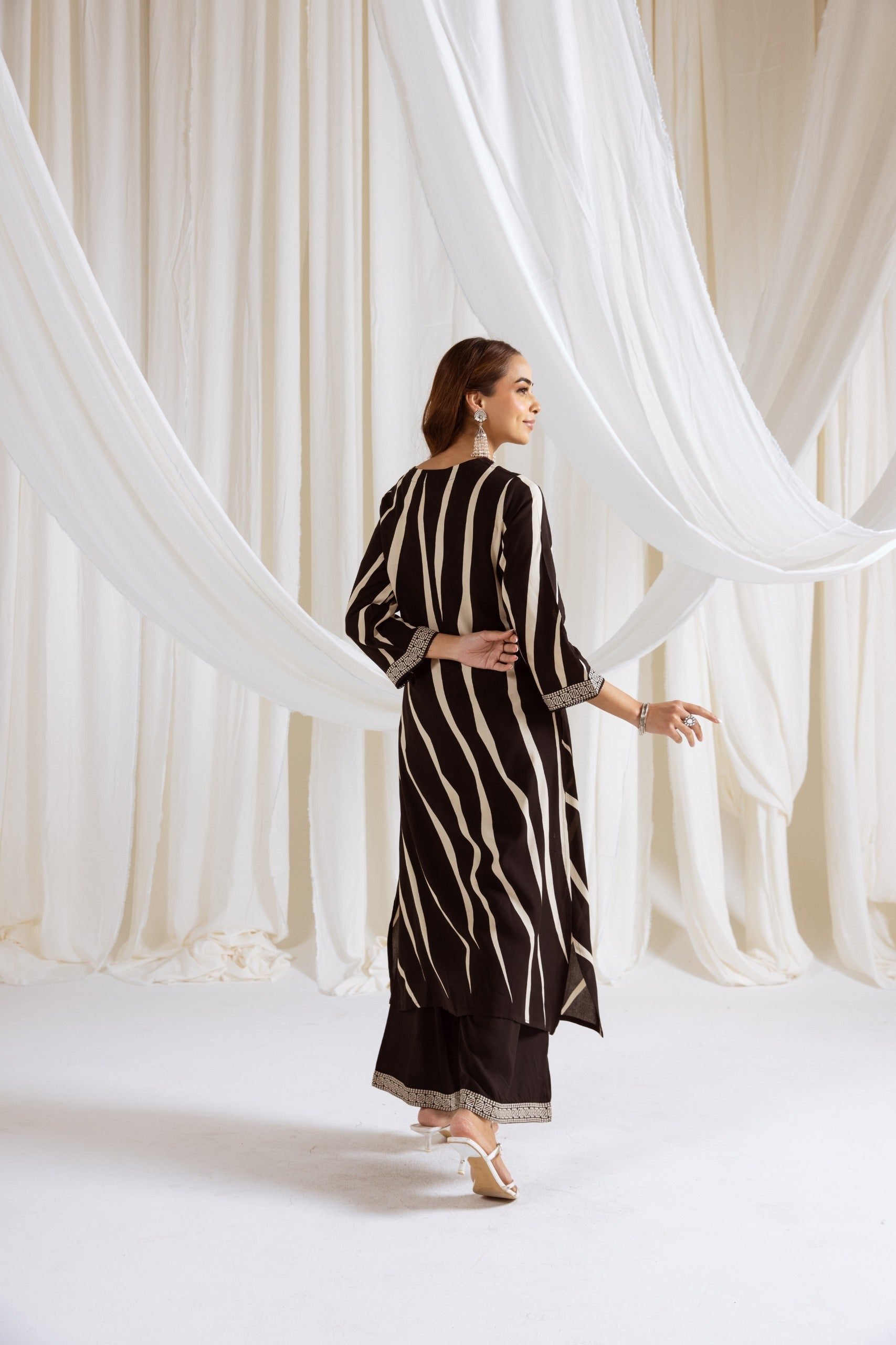 Striped Abstract Print Cotton Rayon Kurta Set- Black