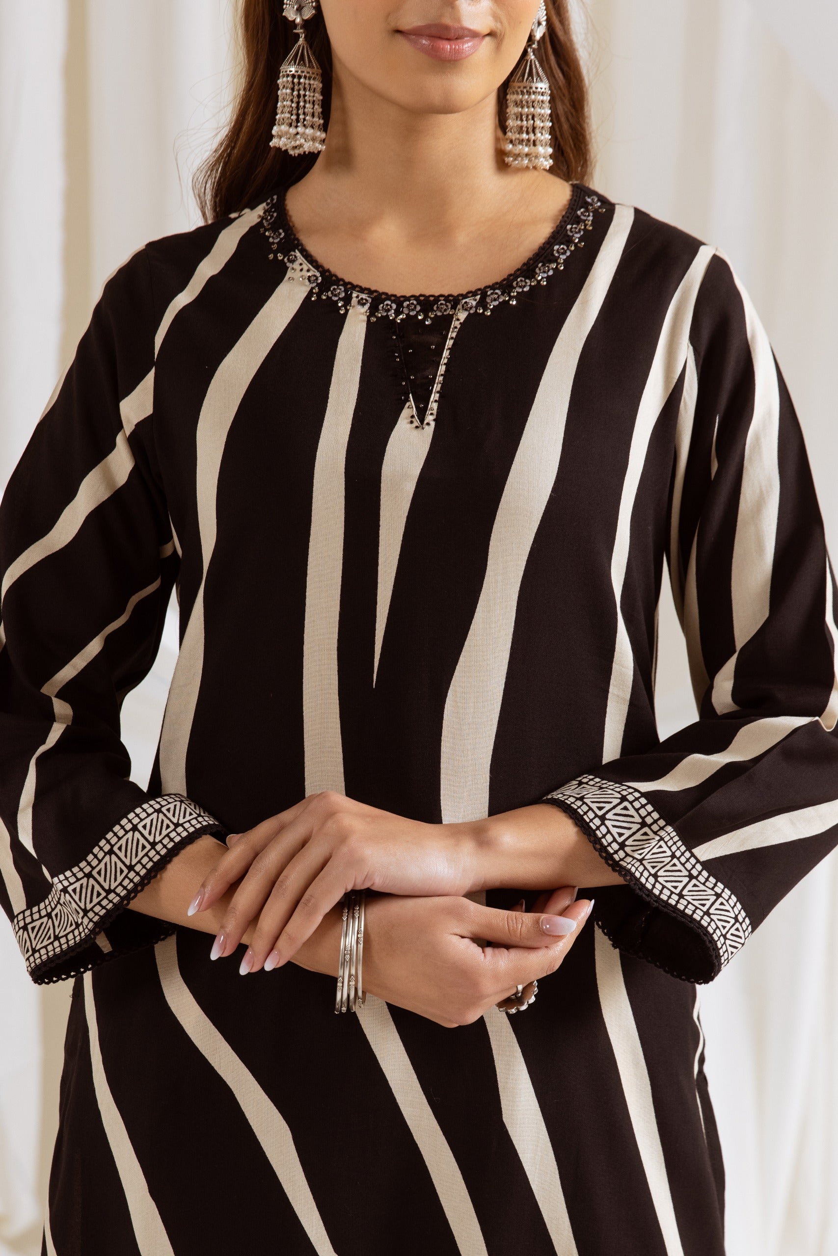 Striped Abstract Print Cotton Rayon Kurta Set- Black
