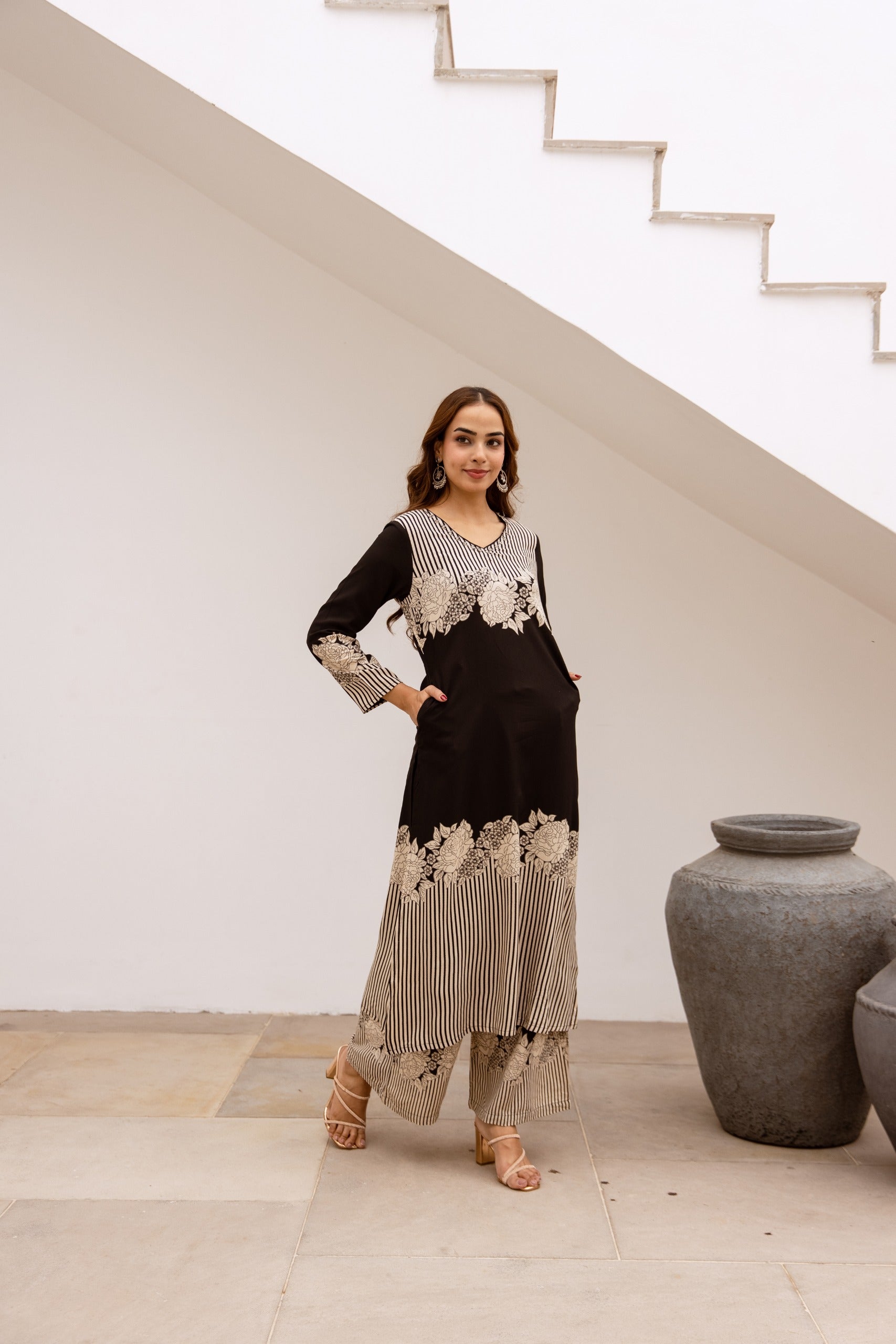 Floral Printed V-Neck Straight Cotton Rayon Kurta Set- Black