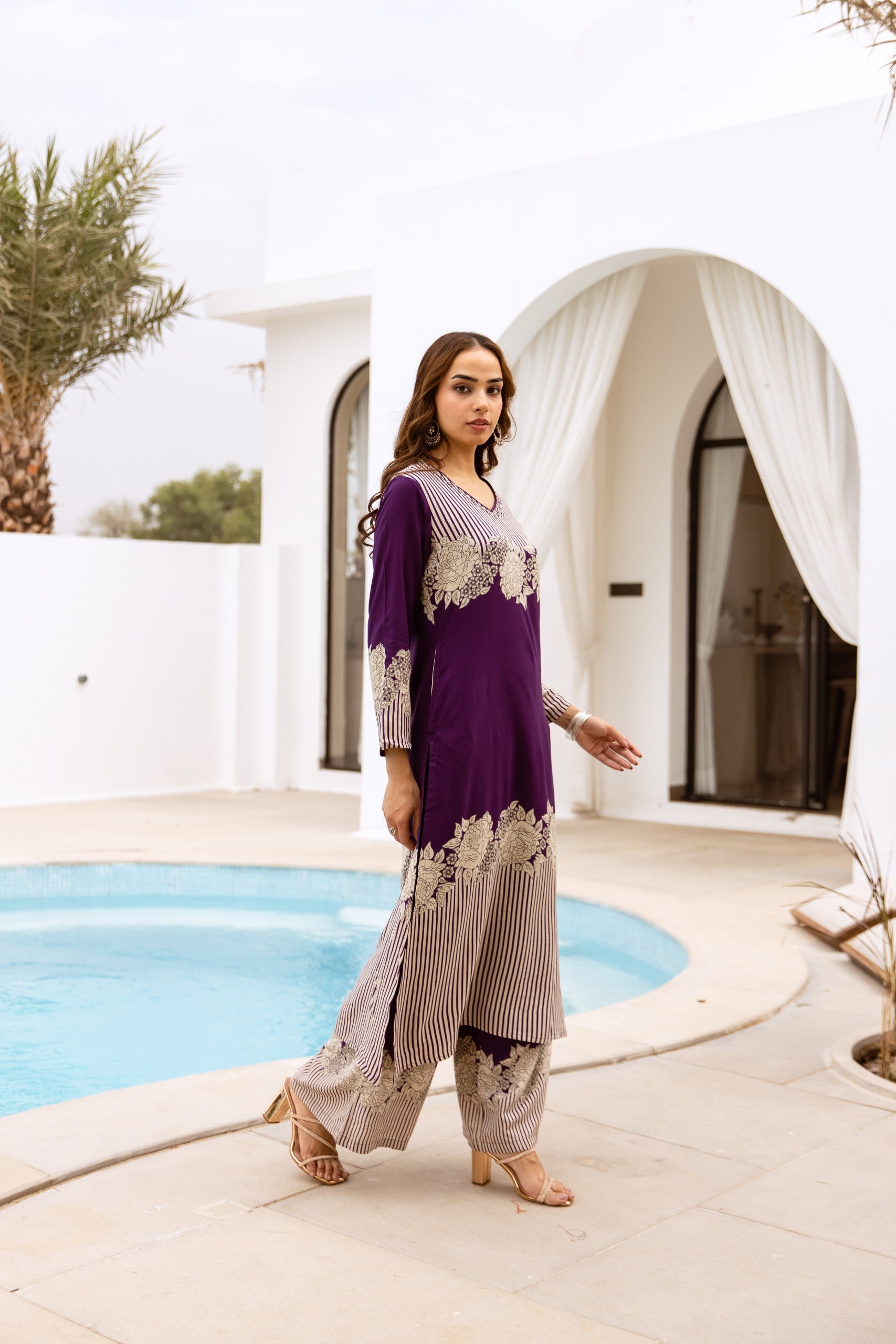 Floral Printed V-Neck Straight Cotton Kurta Set- Purple