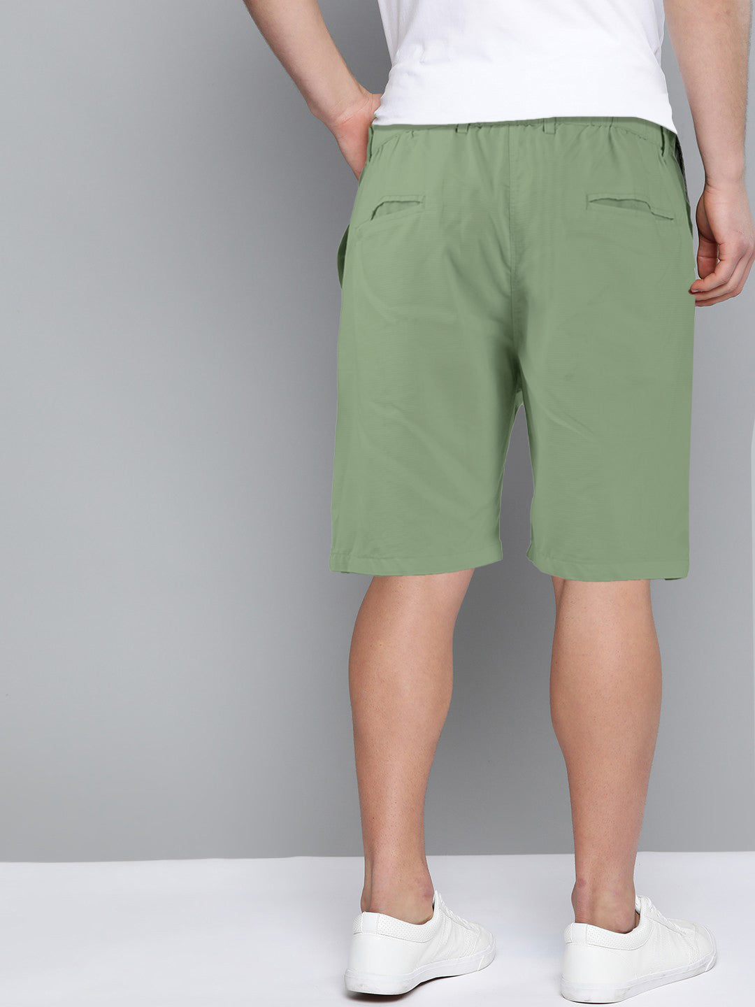 Cotton Solid Shorts Pista Green